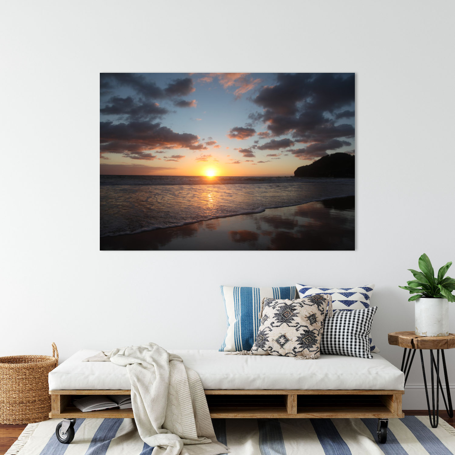 Sunrise for November 28, 2014 in Northern Beaches by Neil White. View and purchase prints of this sunrise on Sunrise Daily, at https://sunrisedaily.co.