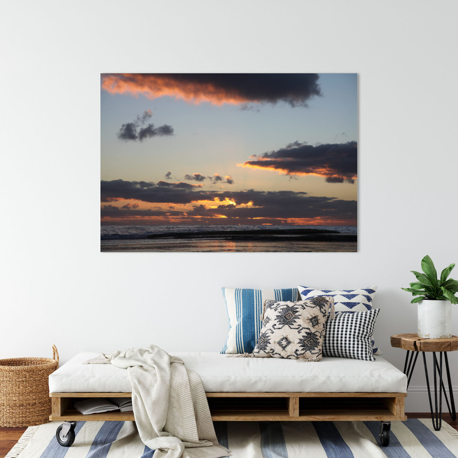 Sunrise for December 2, 2013 in Northern Beaches by Neil White. View and purchase prints of this sunrise on Sunrise Daily, at https://sunrisedaily.co.